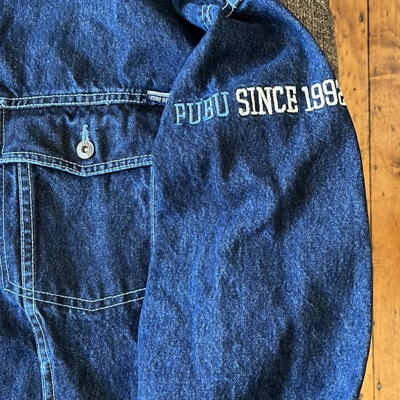 Men’s FUBU jean jacket. Never worn. Excellent condition. - Picture 2 of 6